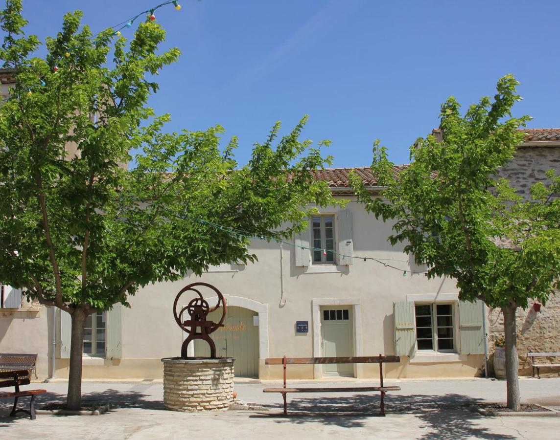 L'Itinerante Hotel Le Somail Bagian luar foto