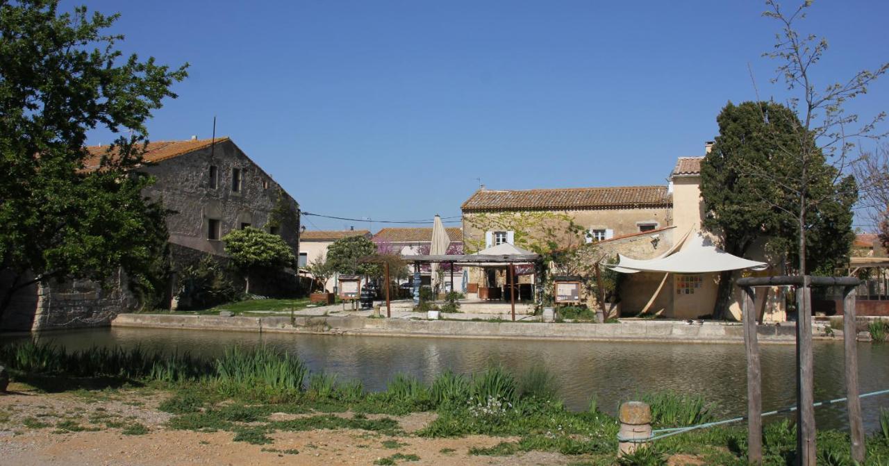 L'Itinerante Hotel Le Somail Bagian luar foto