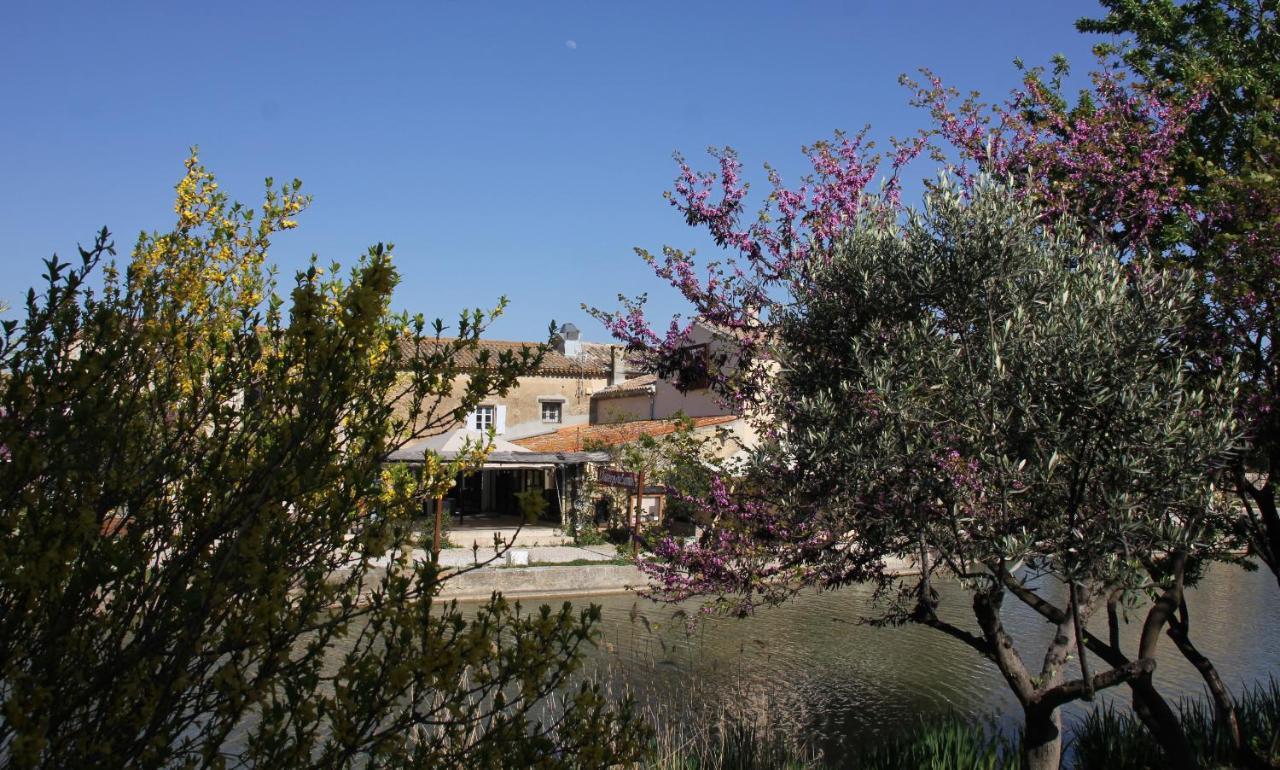 L'Itinerante Hotel Le Somail Bagian luar foto
